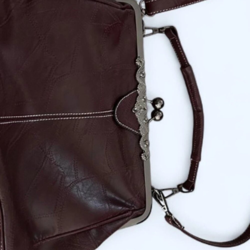 Vintage Elegant Red-Brown Leather Purse